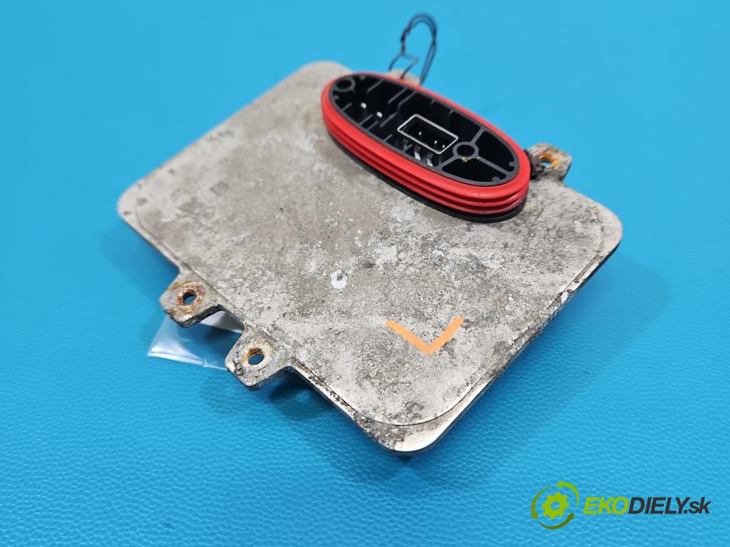 Kia Sportage III 2010-2015 2.0 crdi 136 HP automatic 100 kW 1995 cm3 5- střídač: xenon 00040547 (Riadiaca jednotka xenónu)