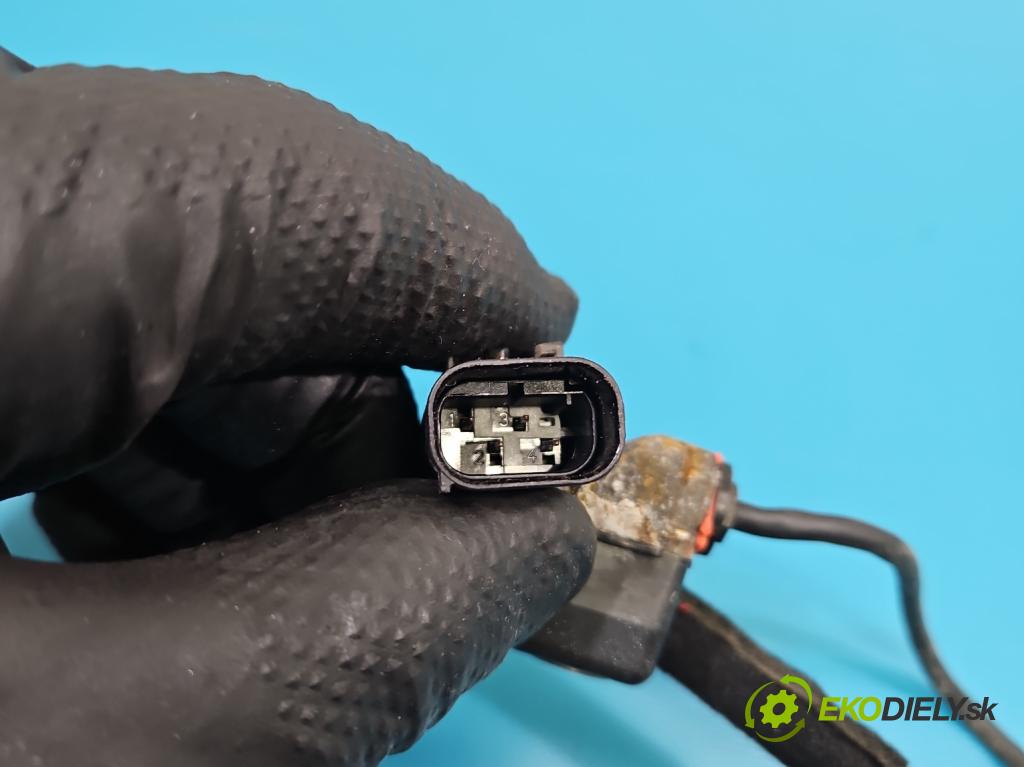 Kia Sportage III 2010-2015 2.0 crdi 136 HP automatic 100 kW 1995 cm3 5- Kamera cúvania