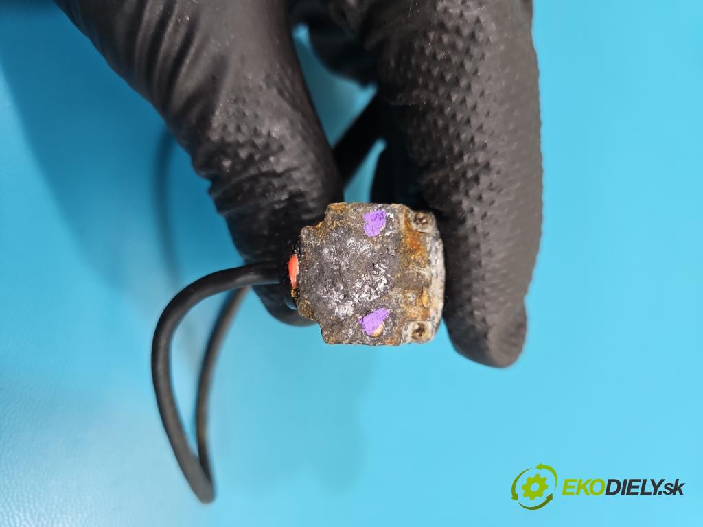 Kia Sportage III 2010-2015 2.0 crdi 136 HP automatic 100 kW 1995 cm3 5- Kamera cúvania