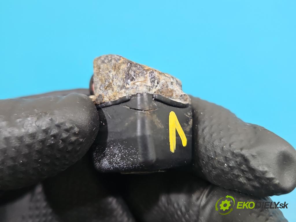 Kia Sportage III 2010-2015 2.0 crdi 136 HP automatic 100 kW 1995 cm3 5- Kamera cúvania