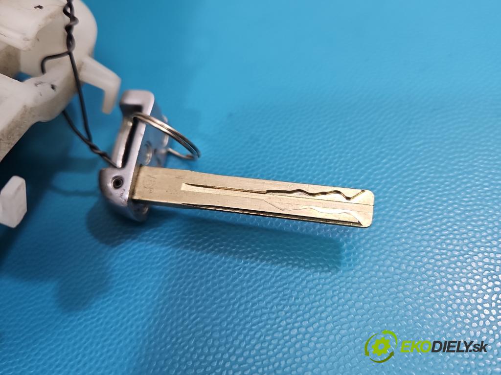 Kia Sportage III 2010-2015 2.0 crdi 136 HP automatic 100 kW 1995 cm3 5- rukoväť predné ľavé mimo: 90880-00400 (Kľučka dverí vonkajšia predná ľavá)