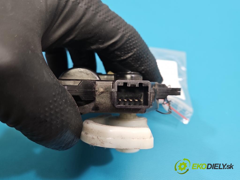 Kia Sportage III 2010-2015 2.0 crdi 136 HP automatic 100 kW 1995 cm3 5- motor: kúrenia