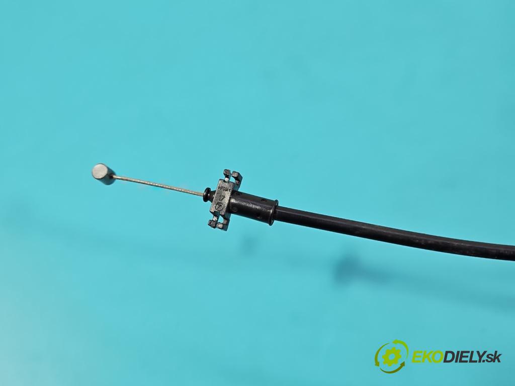 Volvo C30 1.6 hdi 109 HP manual 80 kW 1560 cm3 3- zámok predné pravý 30799303