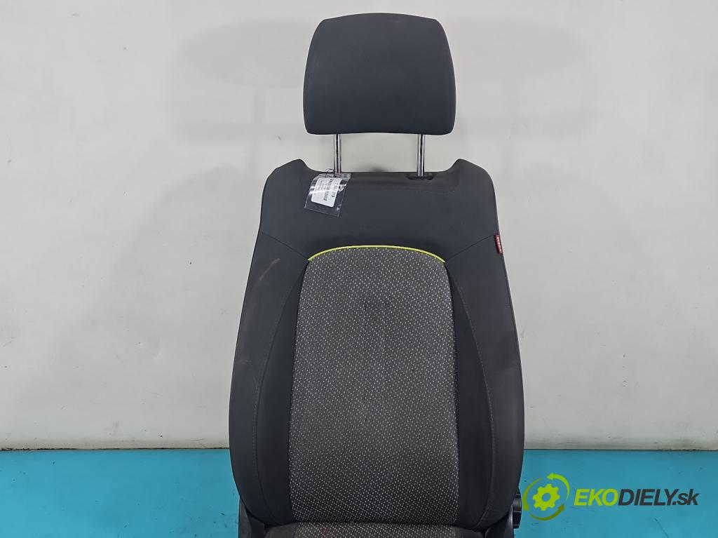 Seat Altea 1.6b 102 HP manual 75 kW 1595 cm3 5- Sedačka ľavý  (Sedadlo)