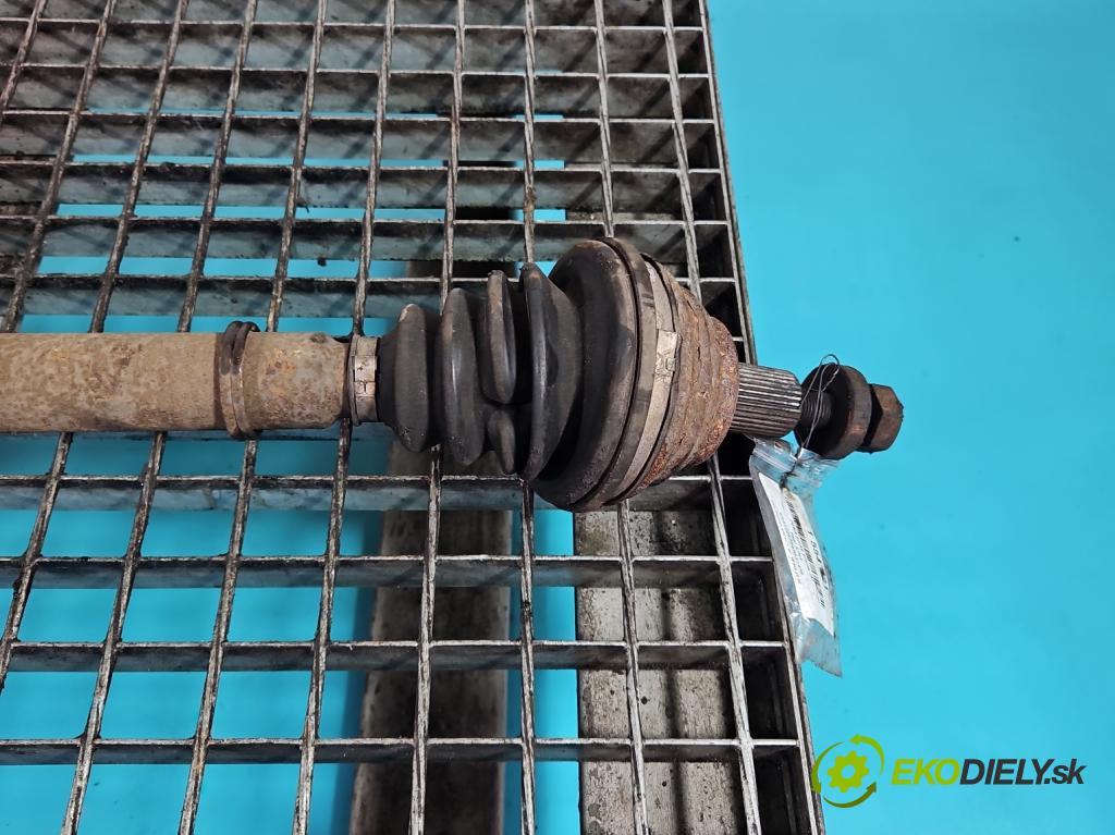 Seat Altea 1.6b 102 HP manual 75 kW 1595 cm3 5- poloos predné pravé