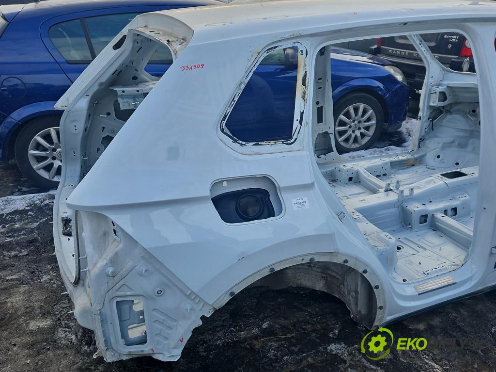 Vw Tiguan II 2016-2024 1.5 TSI 150 HP automatic 110 kW 1498 cm3 5- blatník zadné pravý 