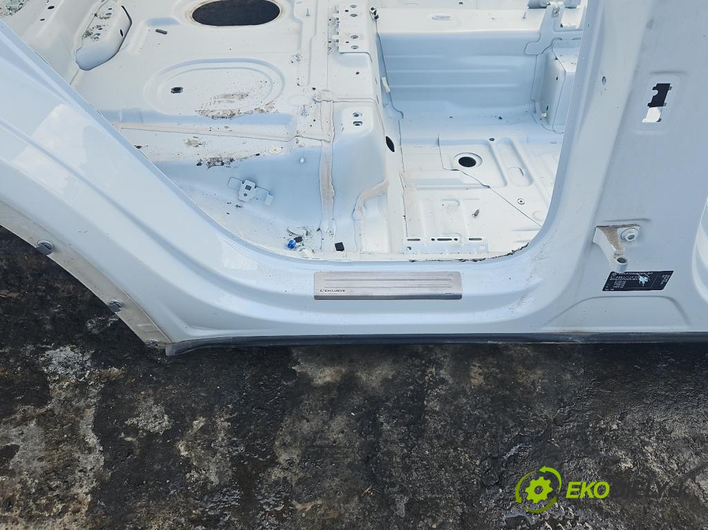 Vw Tiguan II 2016-2024 1.5 TSI 150 hp automatic 110 kW 1498 cm3 5- práh pravý  (Karoserie ostatní)