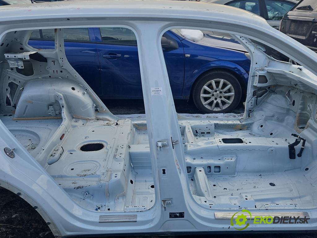 Vw Tiguan II 2016-2024 1.5 TSI 150 hp automatic 110 kW 1498 cm3 5- práh pravý  (Karoserie ostatní)