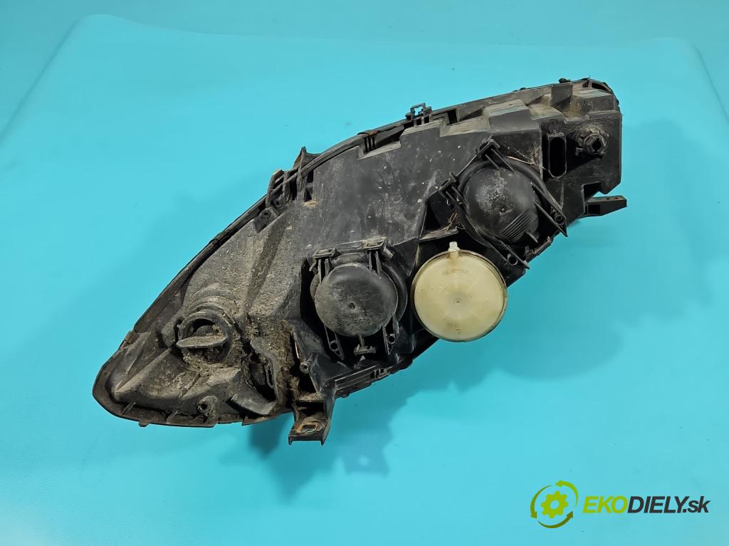 Mercedes A W169 2004-2012 2.0 CDI 82 HP manual 60 kW 1999 cm3 5- Reflektor: pravý 0301197202 (Svetlo predné pravé)