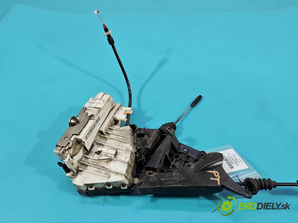 Mercedes A W169 2004-2012 2.0 CDI 82 hp manual 60 kW 1999 cm3 5- zámek zadní pravý 1697302235