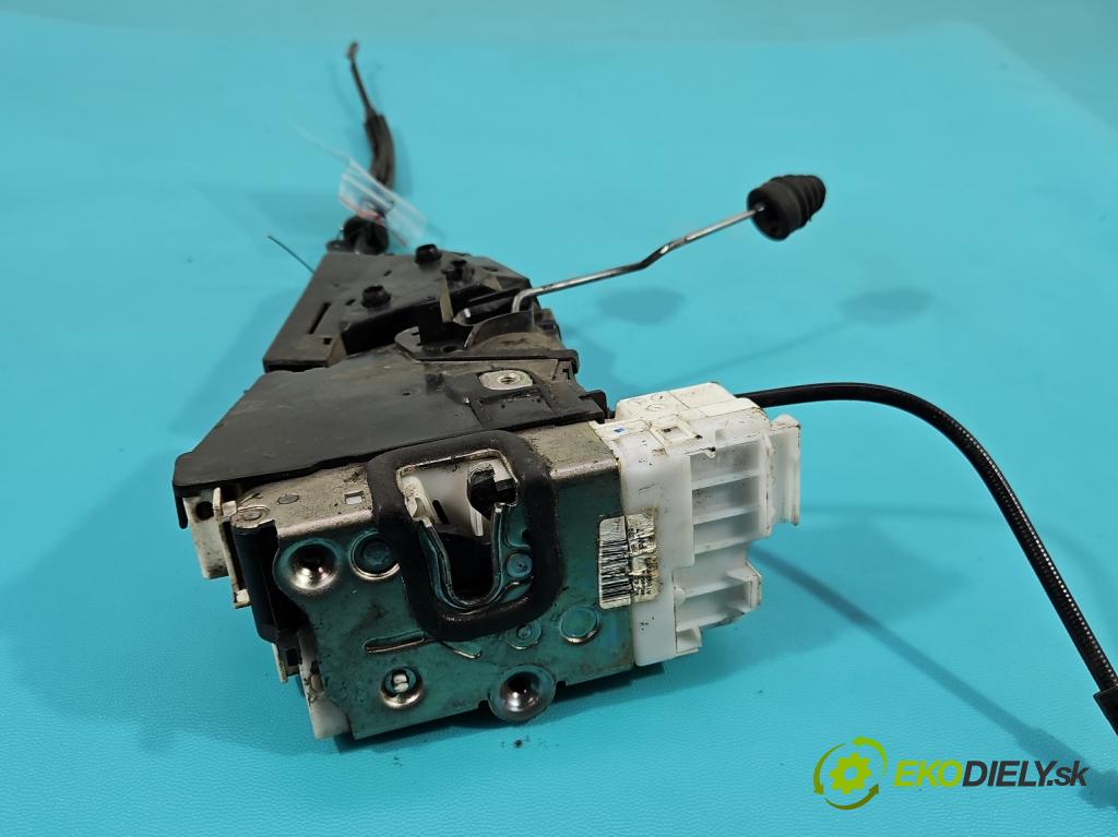 Mercedes A W169 2004-2012 2.0 CDI 82 hp manual 60 kW 1999 cm3 5- zámek zadní pravý 1697302235