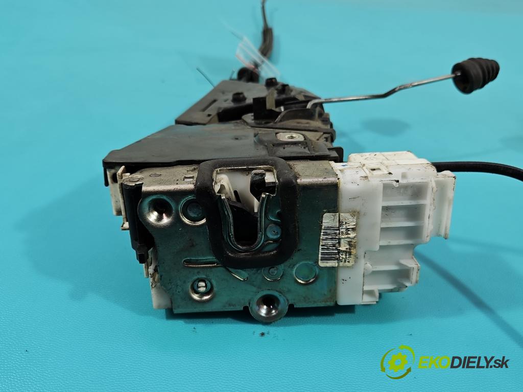 Mercedes A W169 2004-2012 2.0 CDI 82 hp manual 60 kW 1999 cm3 5- zámek zadní pravý 1697302235