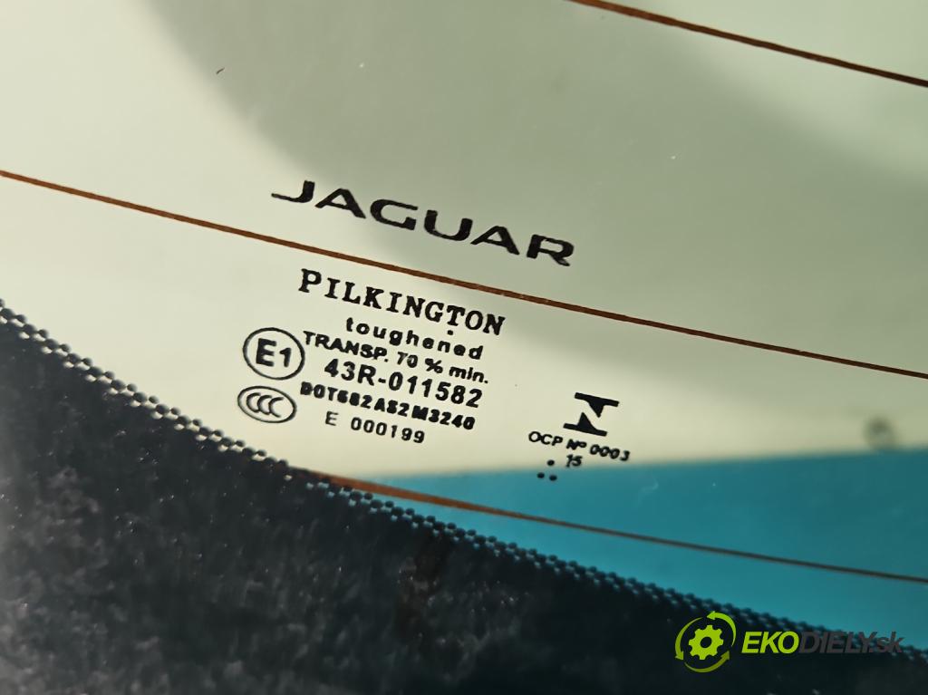 Jaguar XF II X260 2015- 3.0 V6 340KM: automatic 250 kW 2995 cm3 4- sklo zadná  (Sklo zadné)