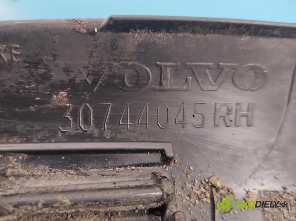 Volvo C30 1.6 hdi 109 hp manual 80 kW 1560 cm3 3- lišta blatník: zadní pravé 30744045RH (Lišta)