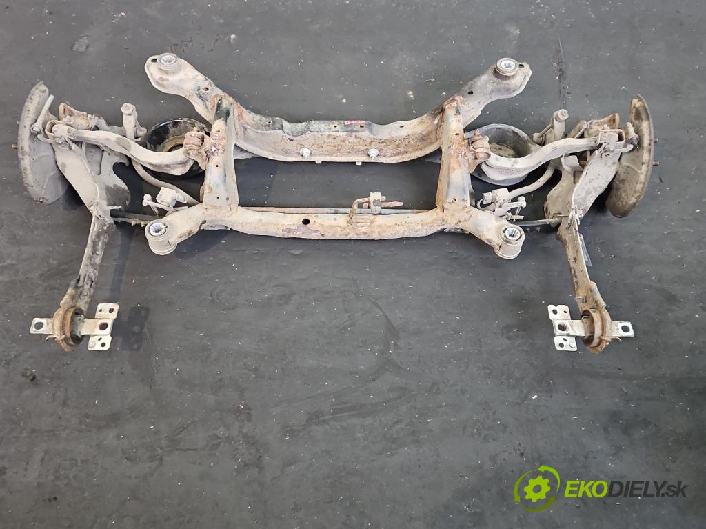 Ford S-max I 2006-2015 2.2 tdci 175 hp manual 129 kW 2179 cm3 5- zadní výztuha  (Zadní výztuha)