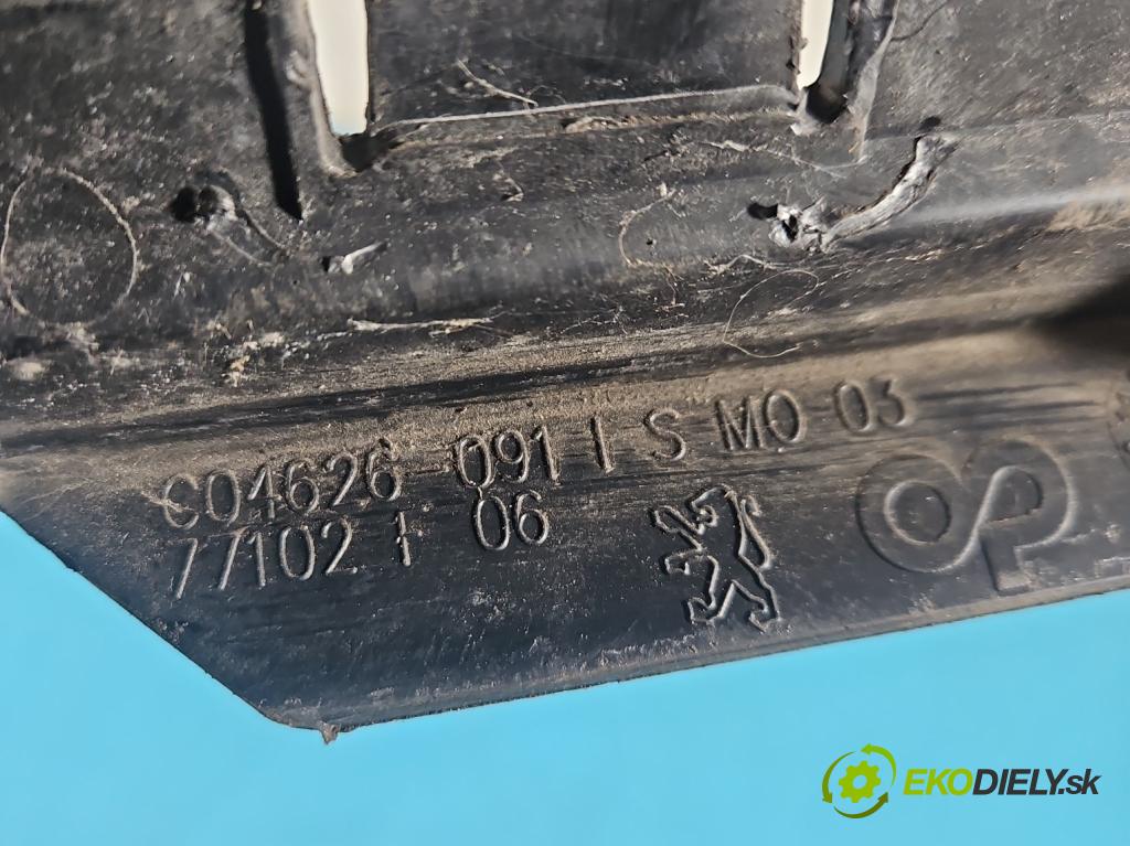 Peugeot 5008 I 2009-2017 1.6 16V 120 HP manual 88 kW 1598 cm3 5- blenda mriežka: nárazník stredová 9686182777