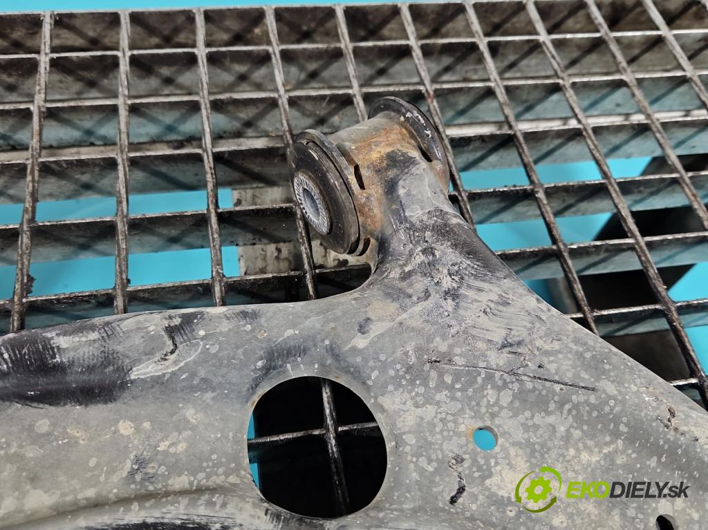 Vw Tiguan II 2016-2024 1.5 TSI 150 hp automatic 110 kW 1498 cm3 5- přední pravý  (Klika dveří ostatní)