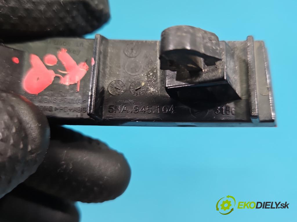 Vw Tiguan II 2016-2024 1.5 TSI 150 hp automatic 110 kW 1498 cm3 5- Odraz: 5NA945106