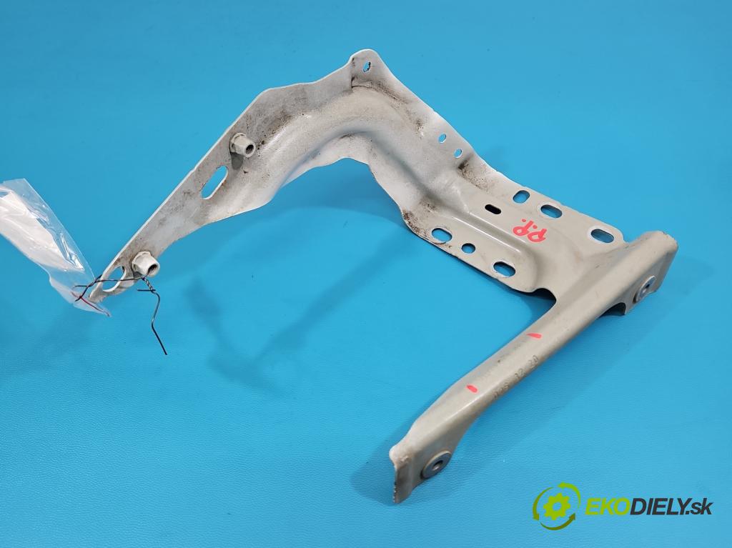 Vw Tiguan II 2016-2024 1.5 TSI 150 HP automatic 110 kW 1498 cm3 5- Upevnenie: 5NA821136B