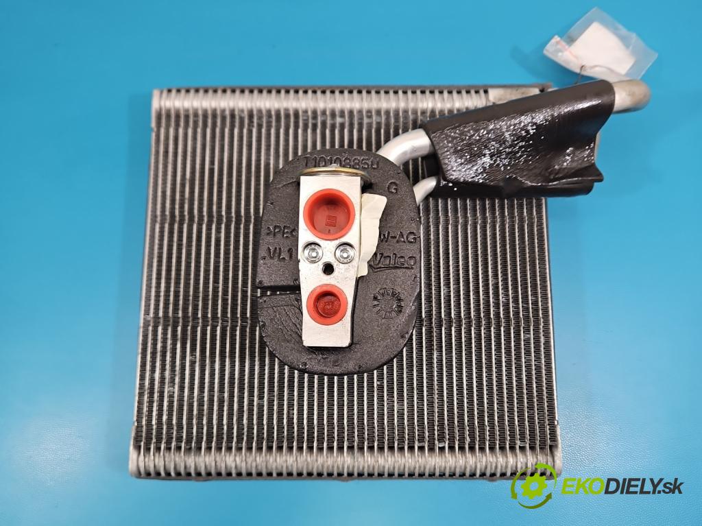 Vw Tiguan II 2016-2024 1.5 TSI 150 HP automatic 110 kW 1498 cm3 5- radiator 5Q0816679B (Radiátor kúrenia)