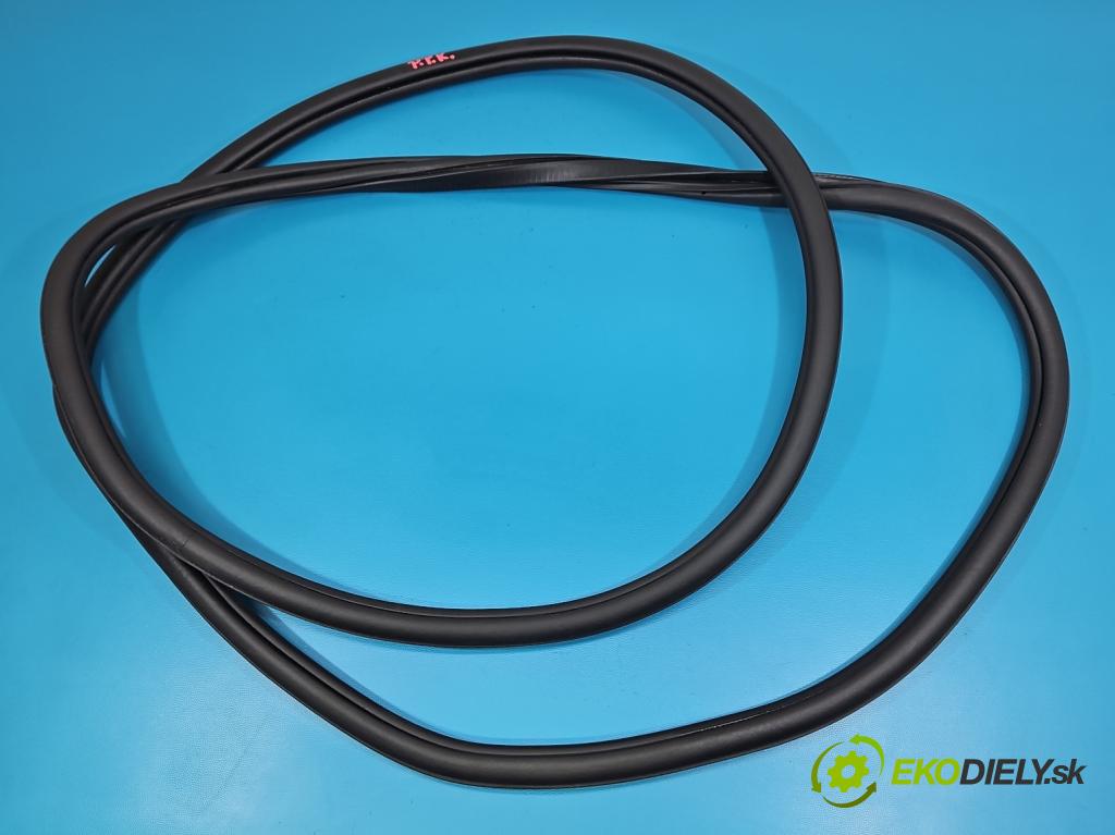 Vw Tiguan II 2016-2024 1.5 TSI 150 hp automatic 110 kW 1498 cm3 5- Těsnění: dveře přední pravé 5NA867912B