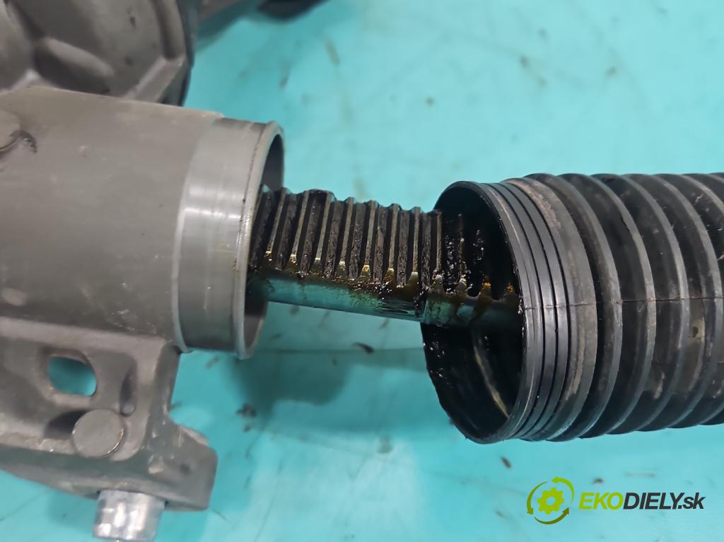 Vw Tiguan II 2016-2024 1.5 TSI 150 HP automatic 110 kW 1498 cm3 5- Ozubené kolo: volant 5Q1423345