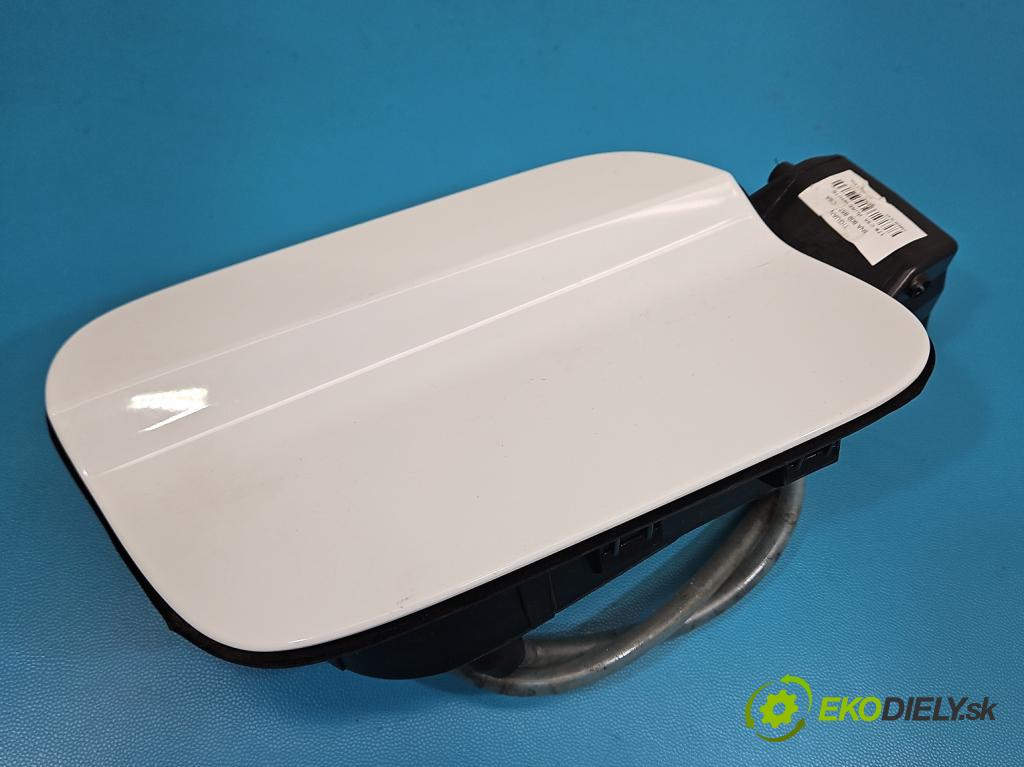 Vw Tiguan II 2016-2024 1.5 TSI 150 hp automatic 110 kW 1498 cm3 5- Klapka nalévání paliva  (Klika dveří ostatní)