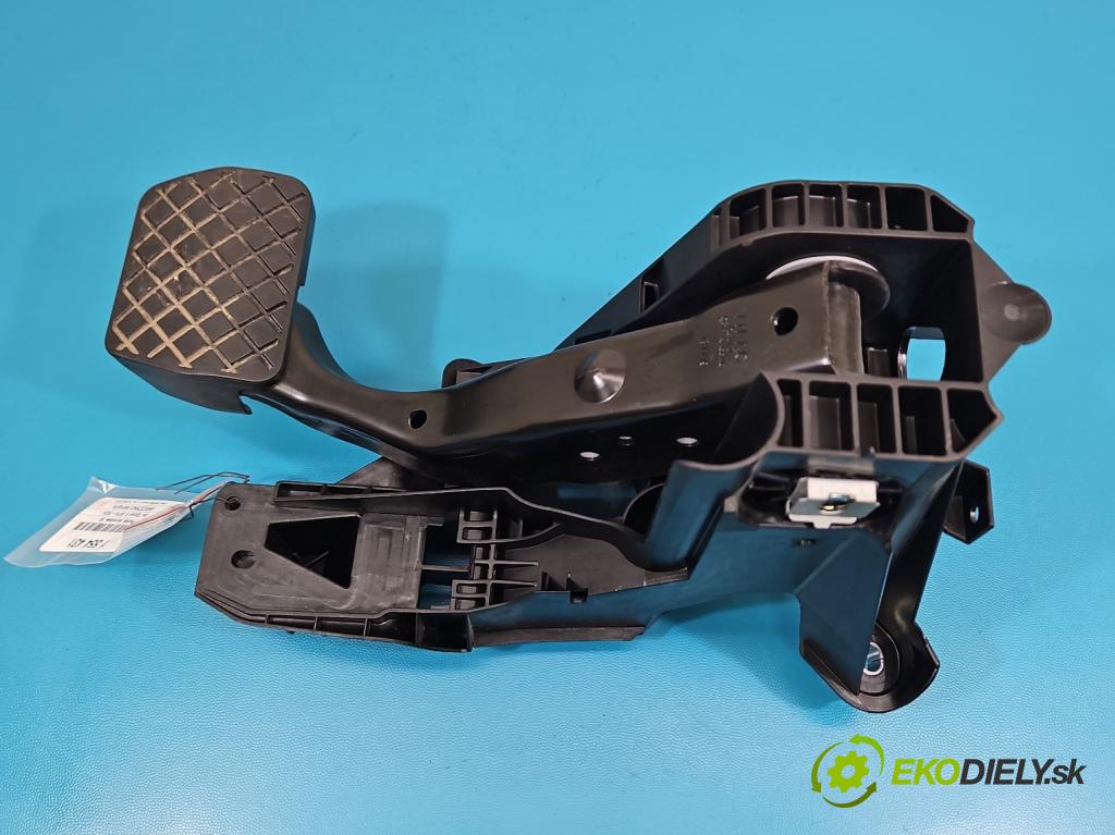 Vw Tiguan II 2016-2024 1.5 TSI 150 HP automatic 110 kW 1498 cm3 5- pedále ostatné 5Q1723058CC