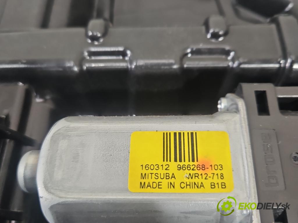 Volvo S90 II 2016- 2.0 T 320KM automatic 235 kW 1969 cm3 4- mechanizmus okna predné ľavý 31453355