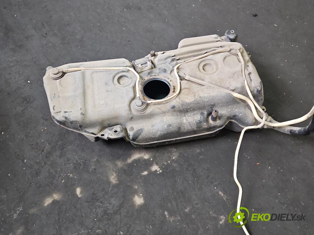 Vw Tiguan II 2016-2024 1.5 TSI 150 HP automatic 110 kW 1498 cm3 5- Nádrž: palivo 5Q020105 (Palivová nádrž)