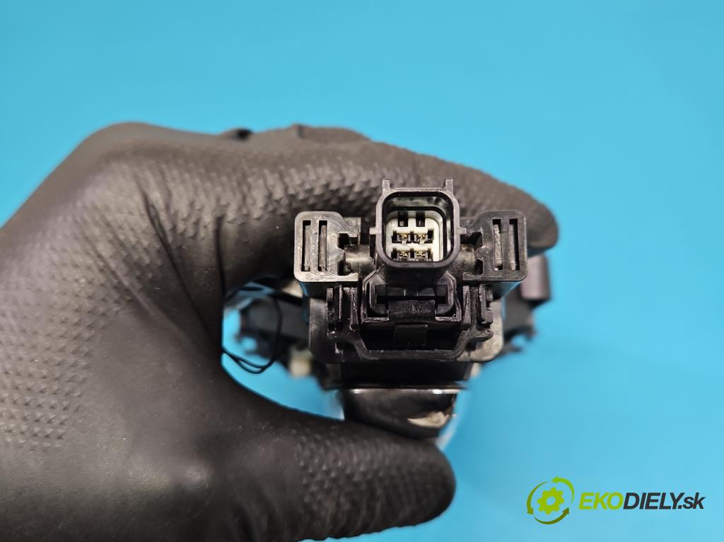 Volvo S90 2016- 2.0 T 320KM automatic 235 kW 1969 cm3 4- rukoväť predné ľavé mimo: 31378250 (Kľučka dverí vonkajšia predná ľavá)