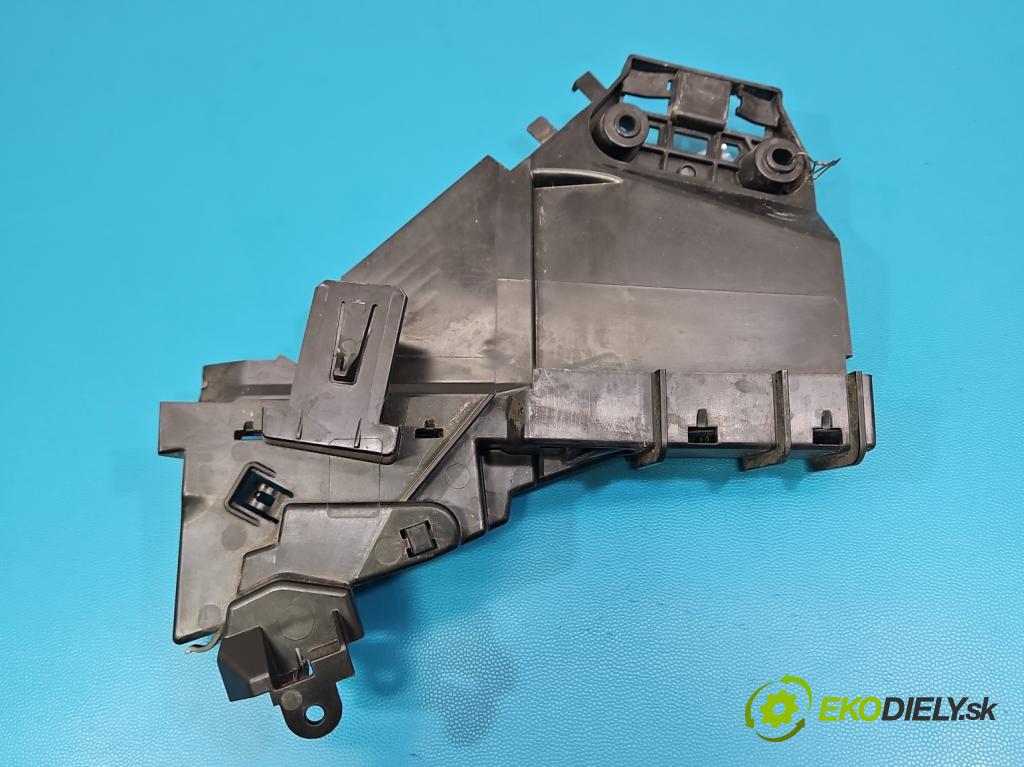 Volvo S90 2016- 2.0 T 320KM automatic 235 kW 1969 cm3 4- kryt plast 31378614