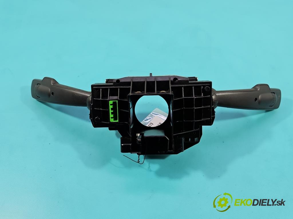 Volvo C30 1.6 hdi 109 hp manual 80 kW 1560 cm3 3- Přepínač sdružený P31264575 (Páčky pod volantem)