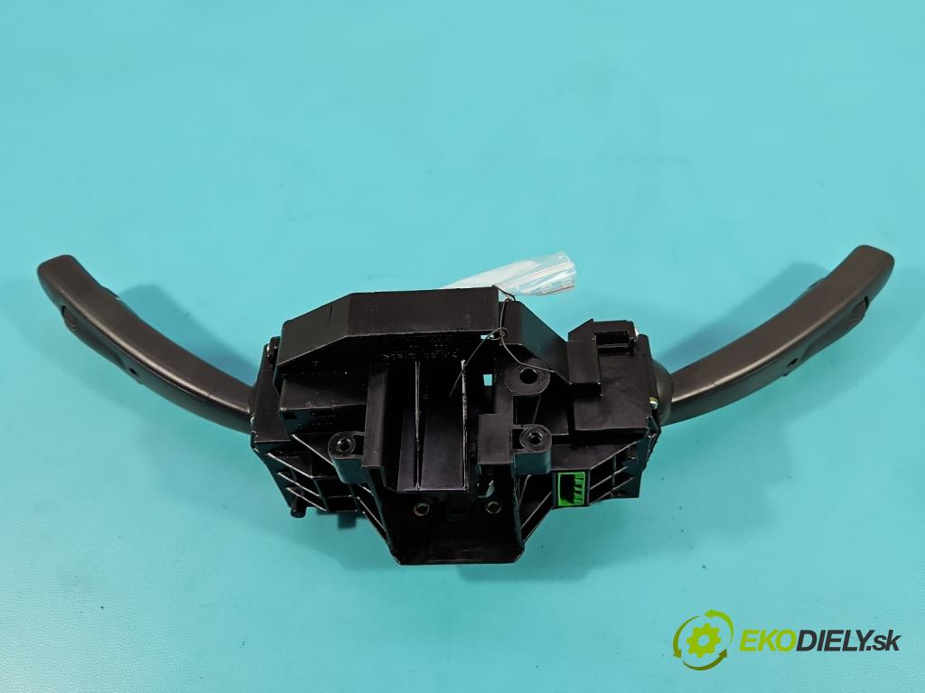 Volvo C30 1.6 hdi 109 hp manual 80 kW 1560 cm3 3- Přepínač sdružený P31264575 (Páčky pod volantem)