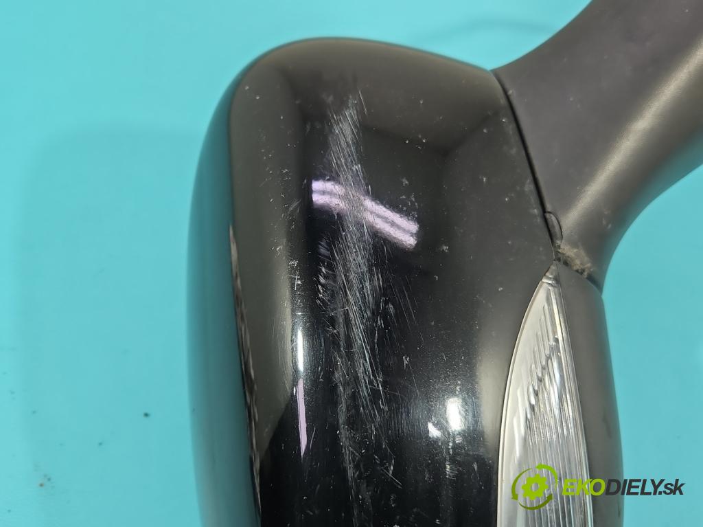 Renault Clio IV 2012-2020 1.2 16V 73 HP manual 54 kW 1149 cm3 5- zrkadlo pravé  (Kľučka dverí ostatné)