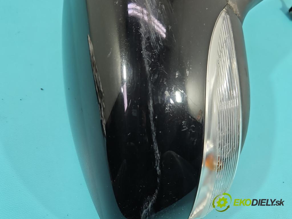 Renault Clio IV 2012-2020 1.2 16V 73 HP manual 54 kW 1149 cm3 5- zrkadlo pravé  (Kľučka dverí ostatné)