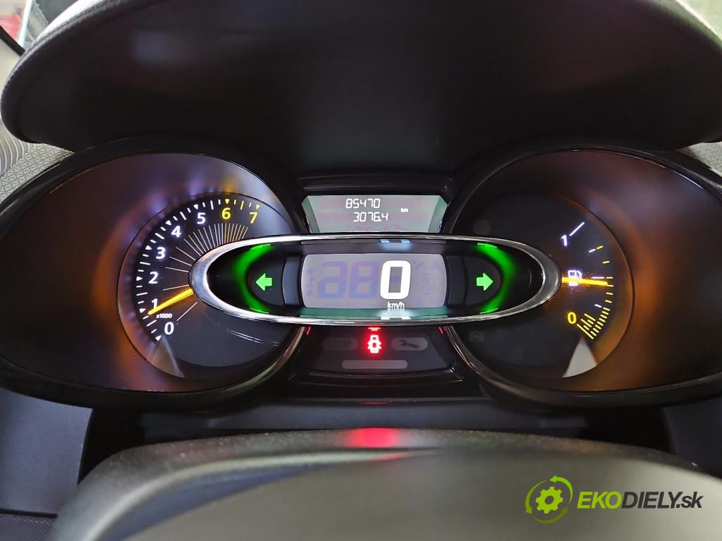 Renault Clio IV 2012-2020 1.2 16V 73 hp manual 54 kW 1149 cm3 5- Přístrojová deska  (Přístrojová deska)