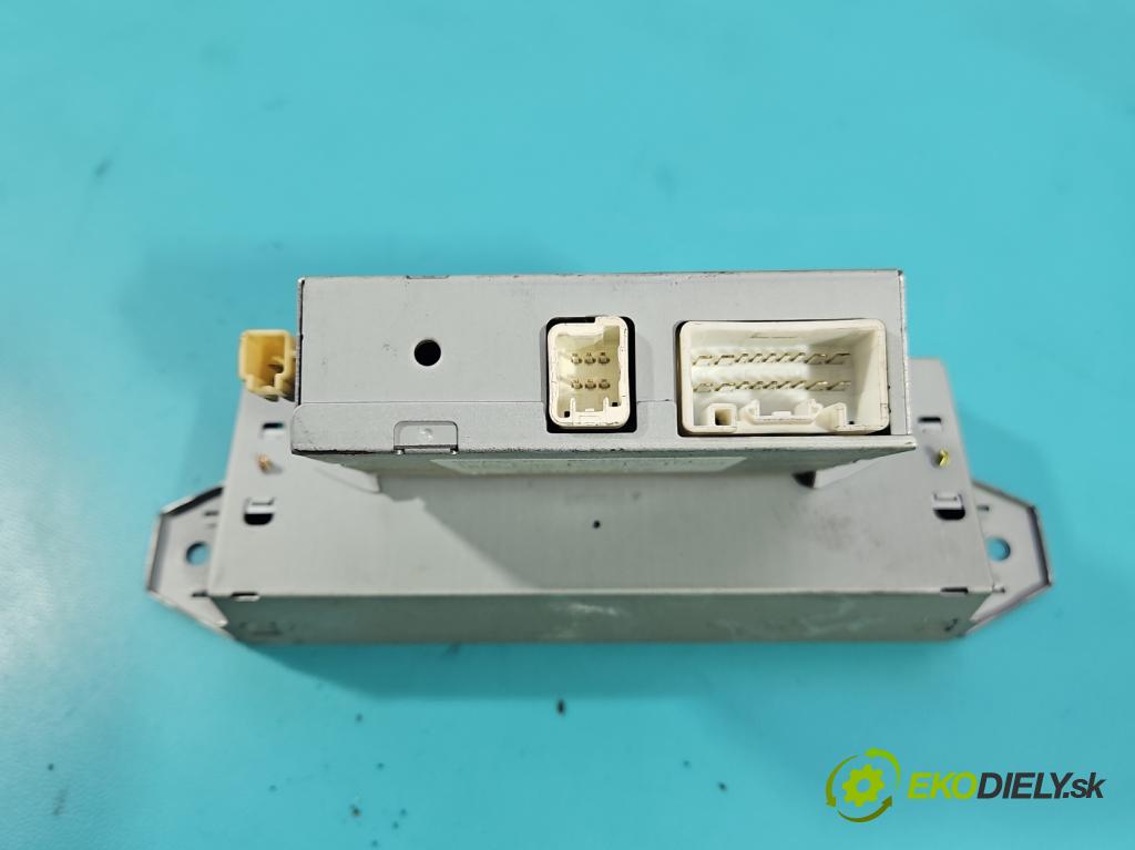 Toyota Avensis II T25 2003-2008 1.8 vvti 129 HP manual 95 kW 1794 cm3 4- Zobrazit:  (Prístrojová doska)