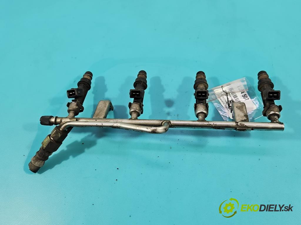 Opel Meriva A 2002-2010 1.6 16V 101 HP manual 74 kW 1598 cm3 5- vstrek 25313846 (Vstrekovač paliva)