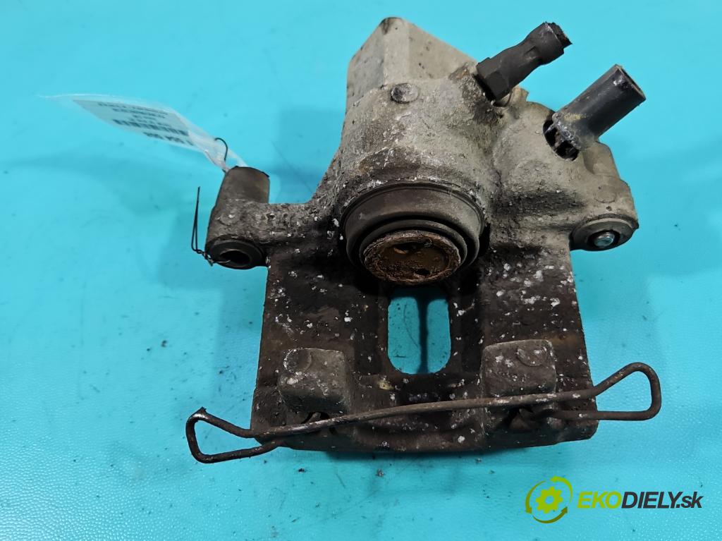 Volvo C30 1.6 hdi 109 hp manual 80 kW 1560 cm3 3- brzdič zadní levý  (Klika dveří ostatní)