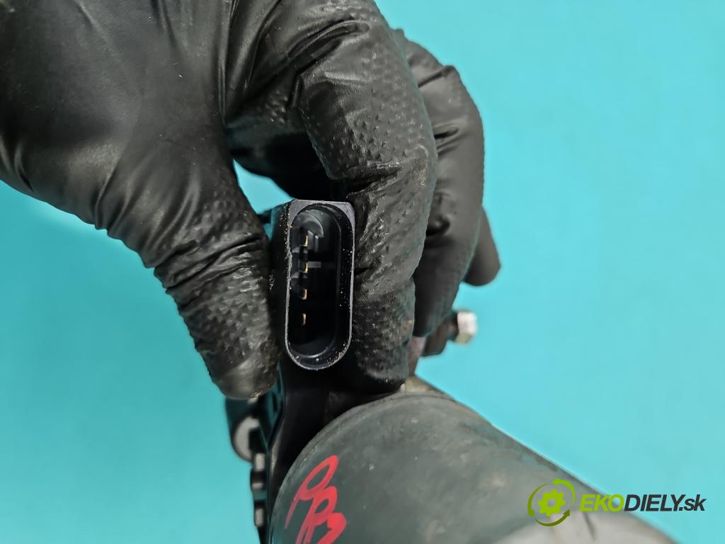 Volvo C30 1.6 hdi 109 hp manual 80 kW 1560 cm3 3- motor stěračů přední 1397220585