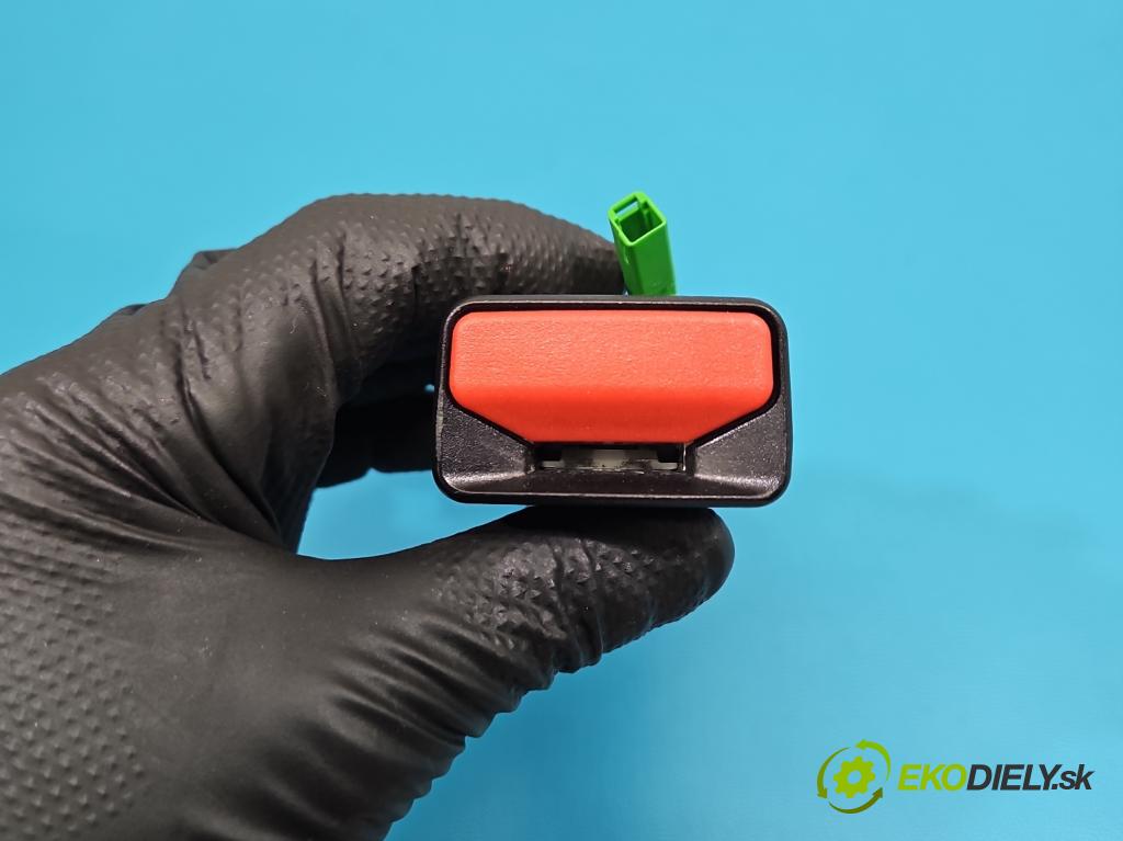 Volvo S90 2016- 2.0 T 320KM automatic 235 kW 1969 cm3 4- pas bezpečnosť: predné ľavý 31369301