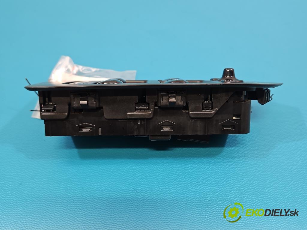 Volvo S90 II 2016- 2.0 T 320KM automatic 235 kW 1969 cm3 4- prepínač okien spätných zrkadiel 31433926