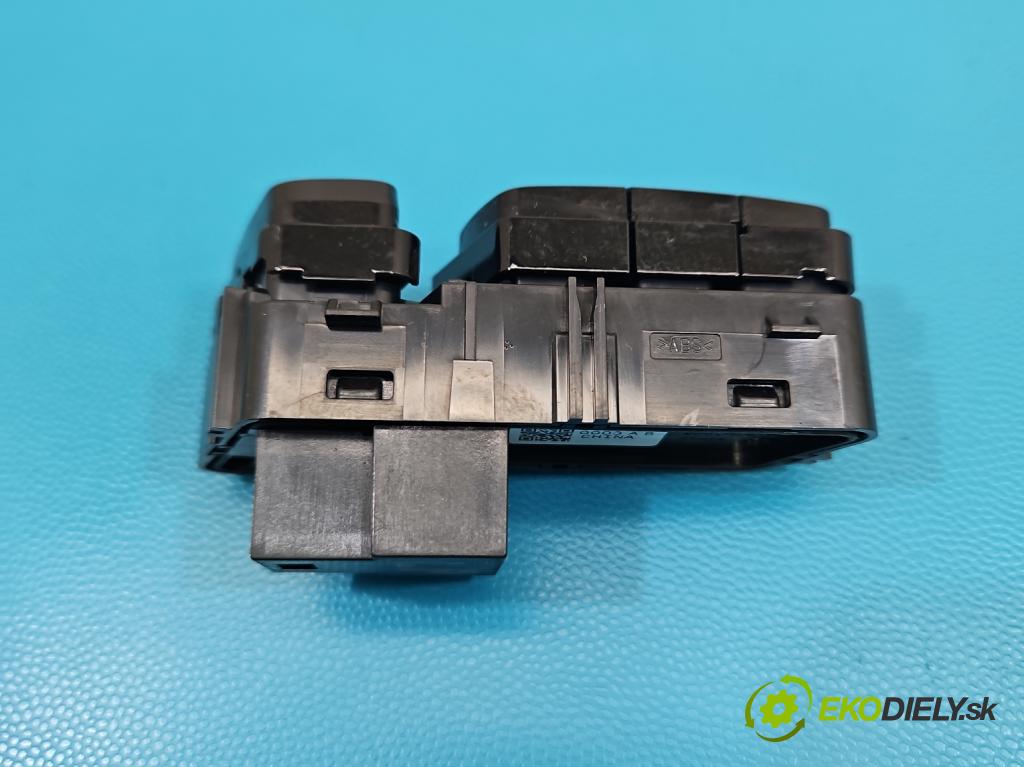 Volvo S90 II 2016- 2.0 T 320KM automatic 235 kW 1969 cm3 4- prepínač ostatné 31433417