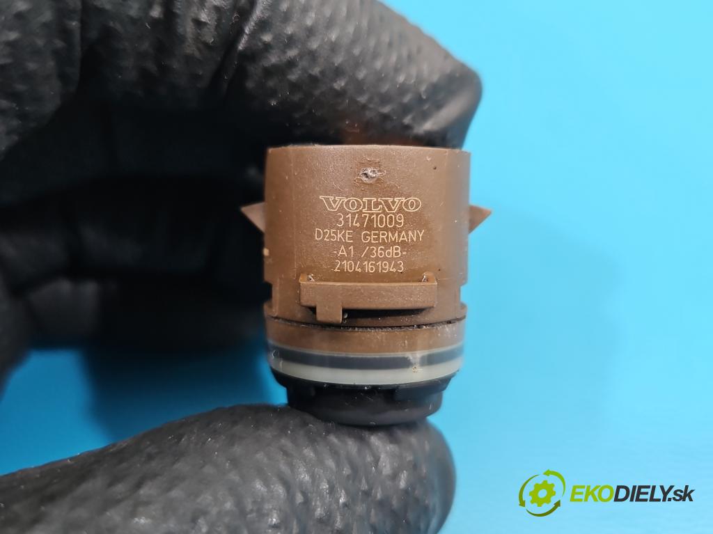 Volvo S90 II 2016- 2.0 T 320KM automatic 235 kW 1969 cm3 4- snímač parkovaní: 31471009