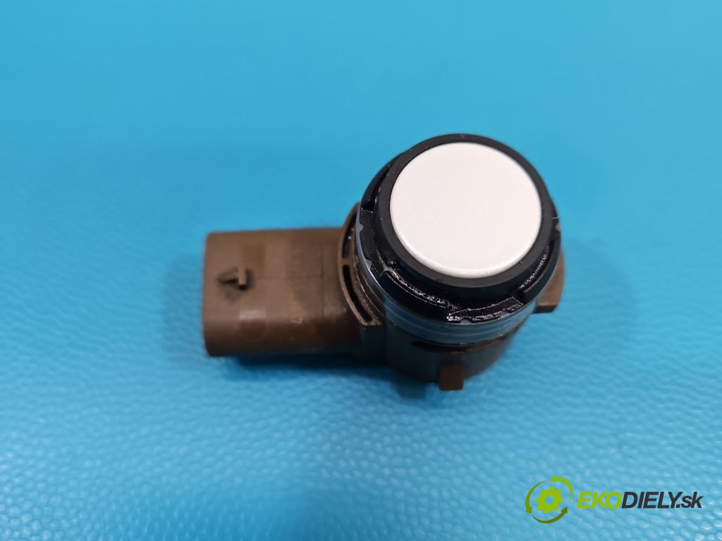 Volvo S90 II 2016- 2.0 T 320KM automatic 235 kW 1969 cm3 4- snímač parkovaní: 31471009