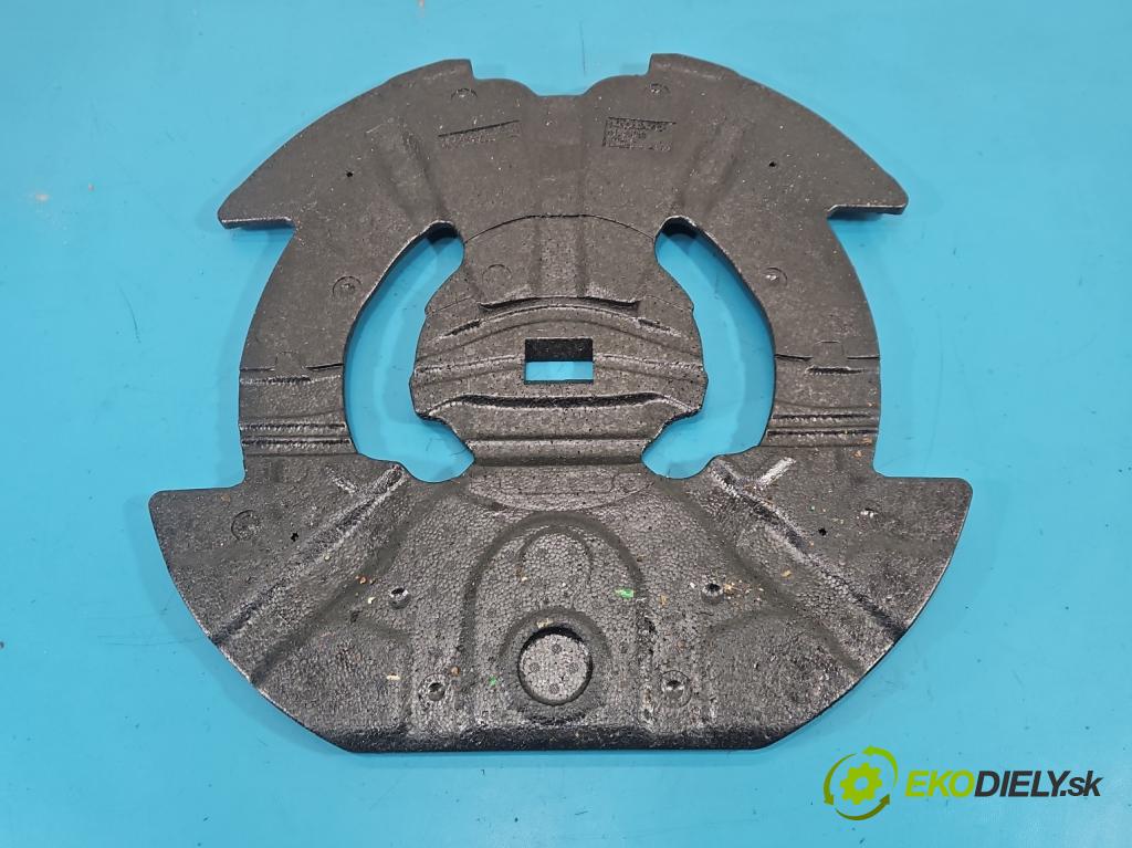 Volvo S90 II 2016- 2.0 T 320KM automatic 235 kW 1969 cm3 4- Příspěvek: Polystyren: kufra: 31362988