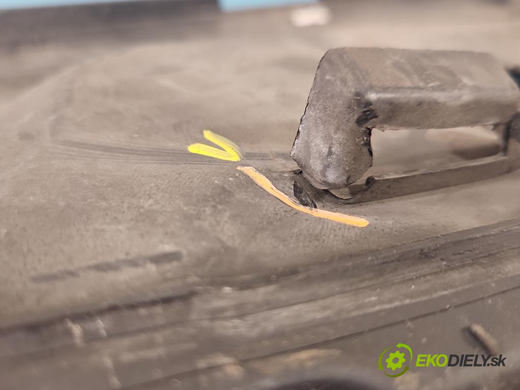 Volvo S90 2016- 2.0 T 320KM automatic 235 kW 1969 cm3 4- kryt plast 31425025