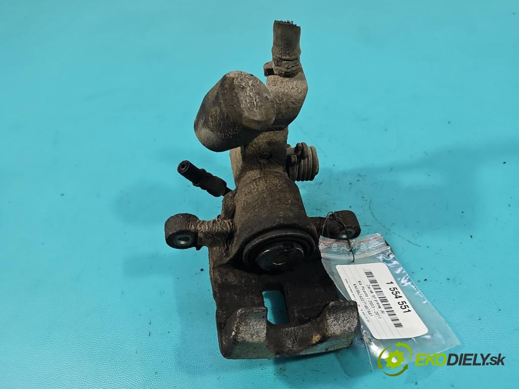 Kia Picanto I 2003-2011 1.1 65 hp manual 47.8 kW 1086 cm3 5- brzdič zadní pravý  (Klika dveří ostatní)