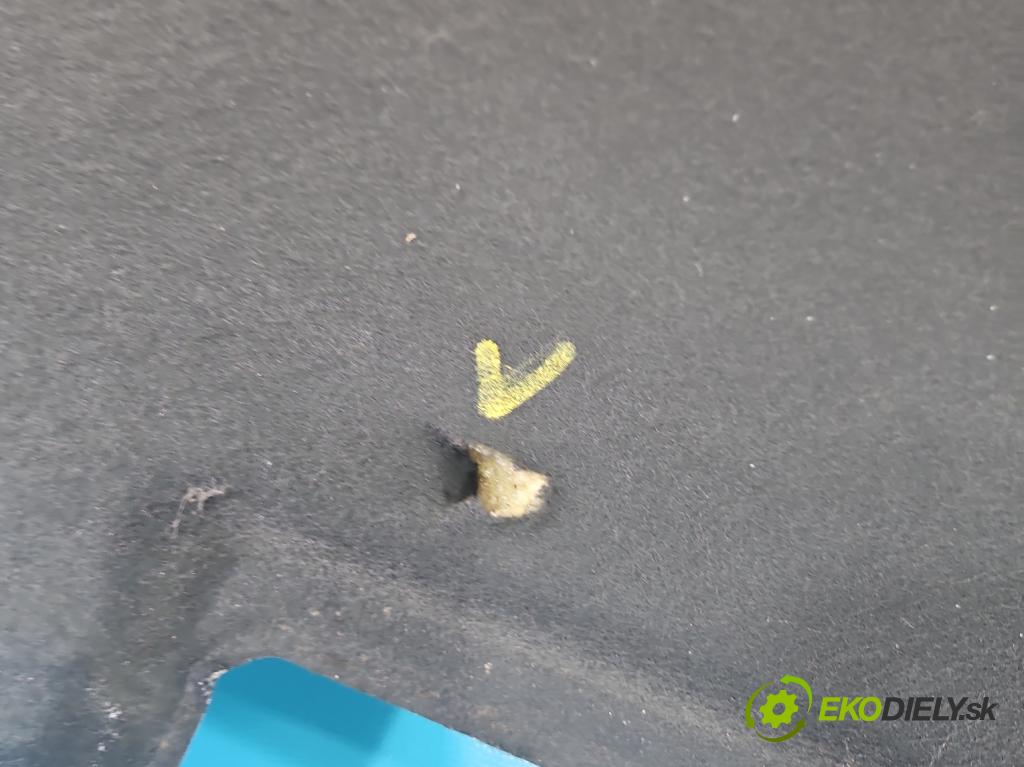 Volvo S90 II 2016- 2.0 T 320KM automatic 235 kW 1969 cm3 4- zvuková izolace kapoty 31383344